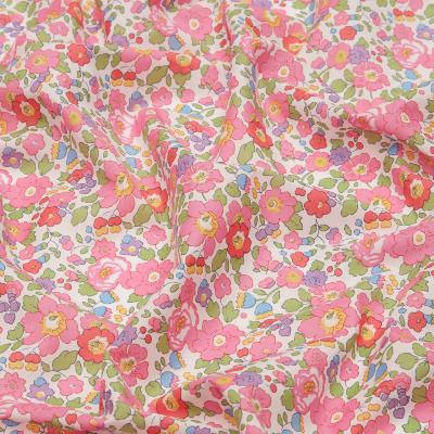 Tissu Liberty Tana Lawn® Betsy pink