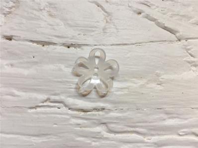 Lace flower button